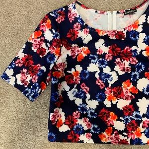 Express crop top, size small
